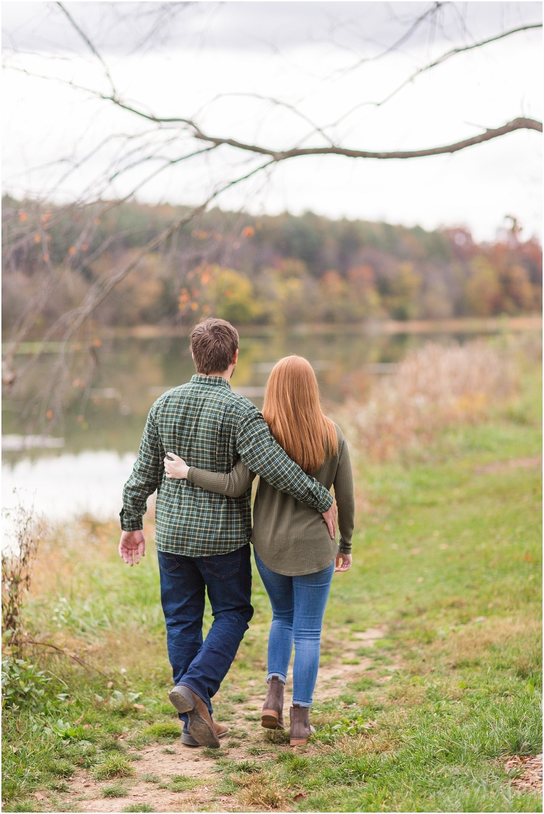 Autumn engagement session at Lake Shenandoah with fall colors.