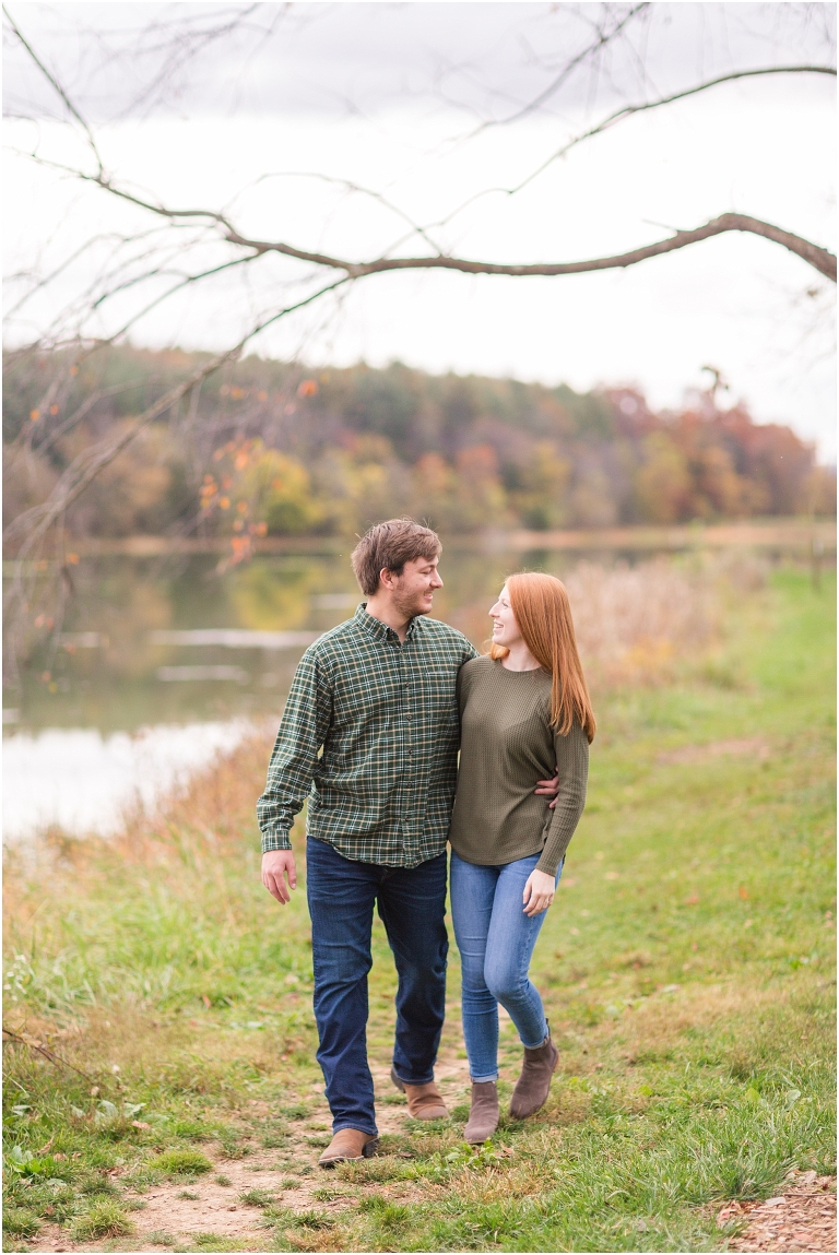 Autumn engagement session at Lake Shenandoah with fall colors.