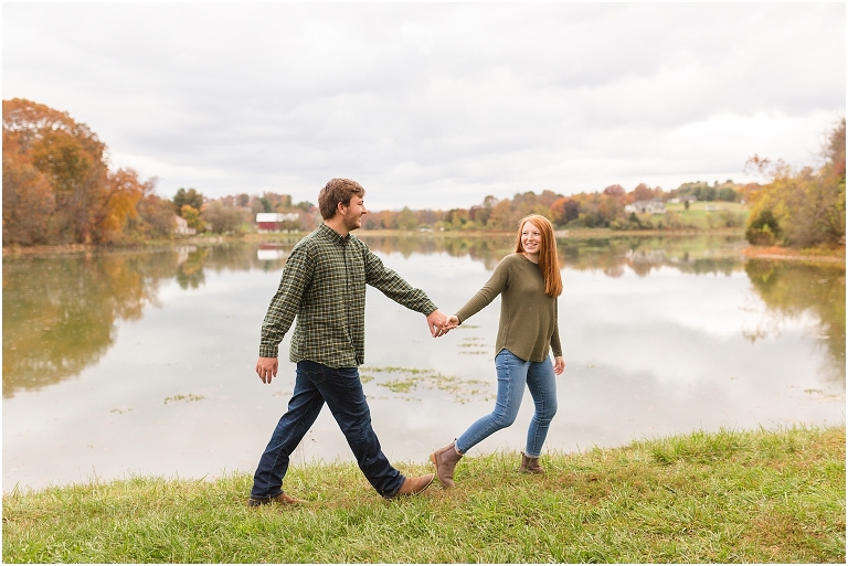 Autumn engagement session at Lake Shenandoah with fall colors with the lake in the background.