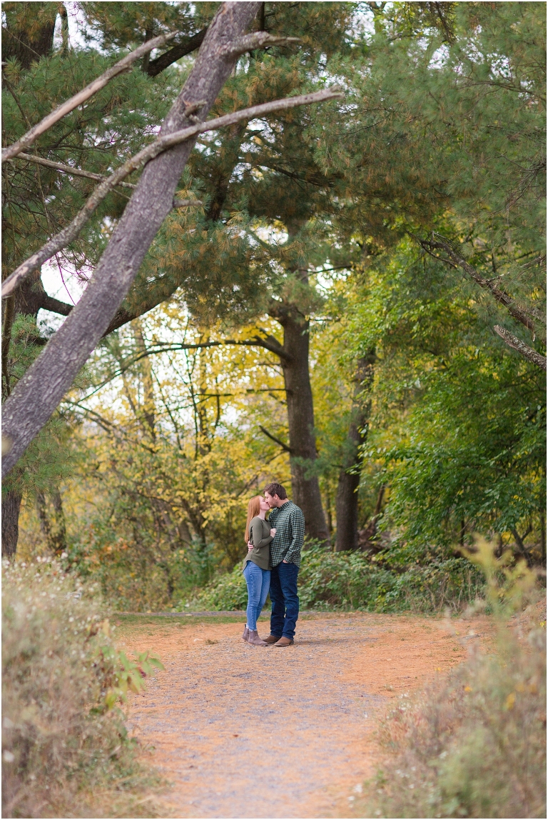 Autumn engagement session at Lake Shenandoah with fall colors.