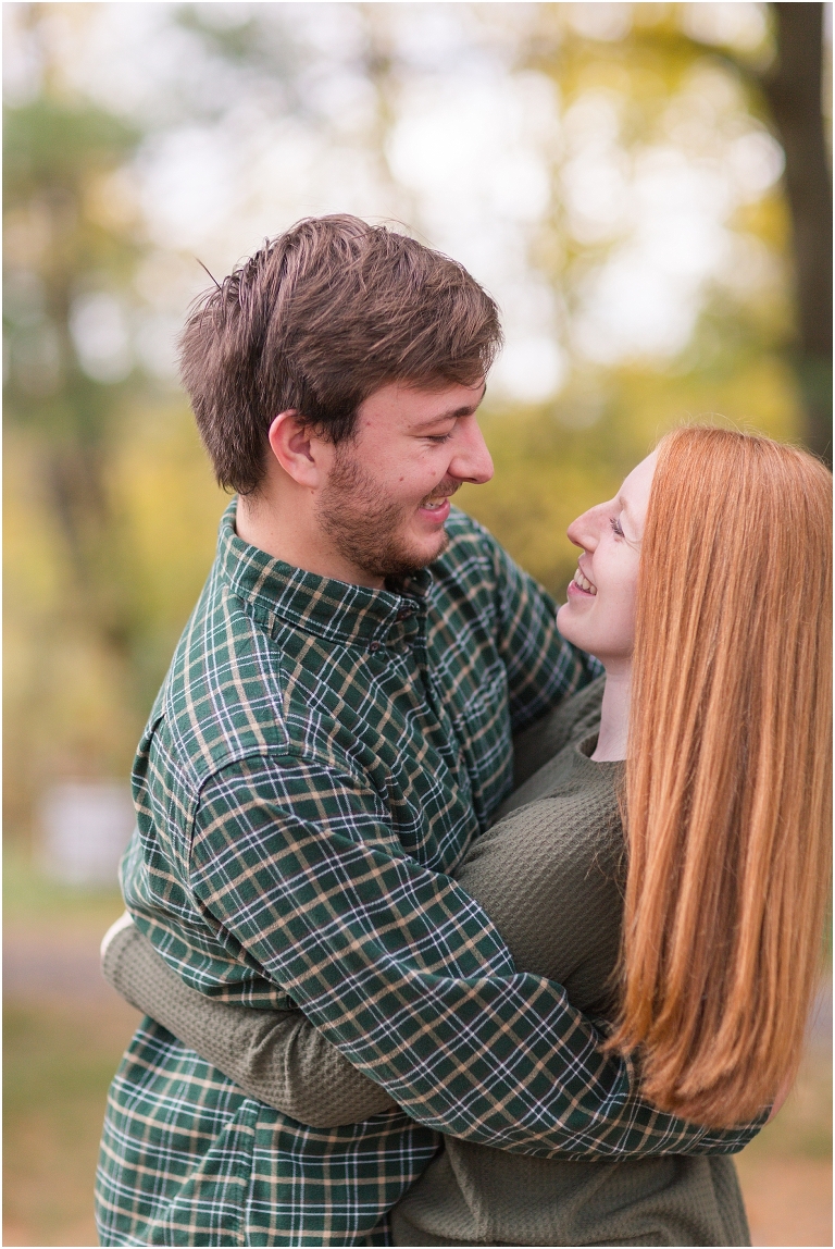 Autumn engagement session at Lake Shenandoah with fall colors.