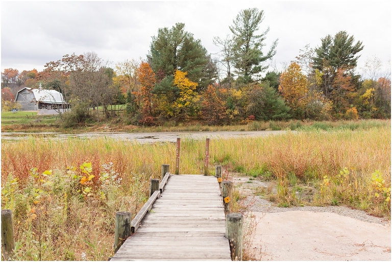 Autumn engagement session at Lake Shenandoah with fall colors.