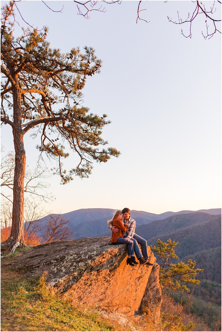 Virginia Wedding and Engagement Photographer Best of 2020 Weddings and Engagements Sydney Kane Photography 20 Minute Cliff Engagement Session Blue Ridge Parkway