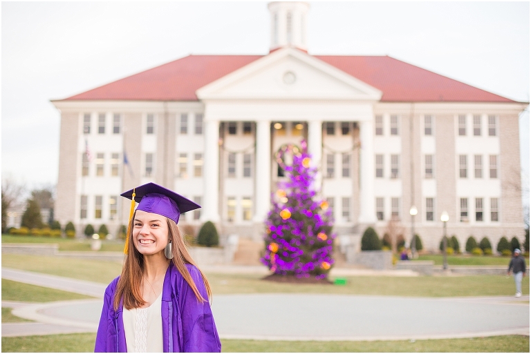 When should you take your JMU graduation portraits? The James Madison University Quad can be decorated for Christmas in December