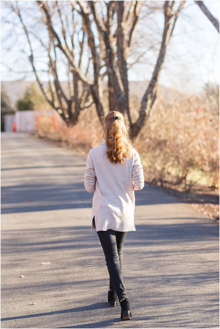 Winter high school senior session at Boar’s Head Resort.