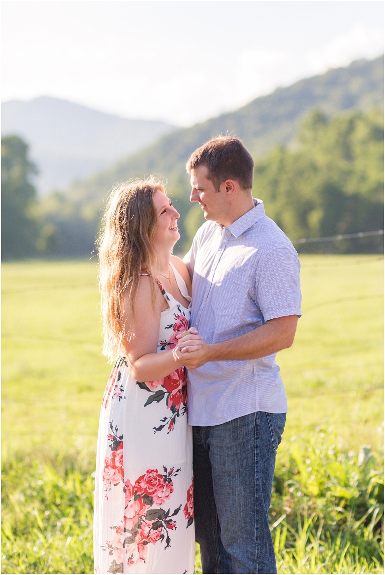 Audrey and Seth have a beautiful spring session in the mountains of the Shenandoah Valley.