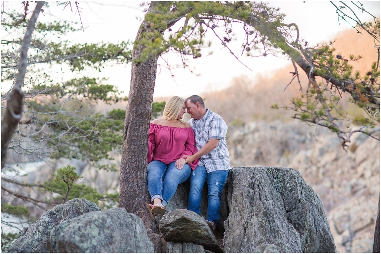 Great Falls Park spring sunset engagement session in Northern Virginia