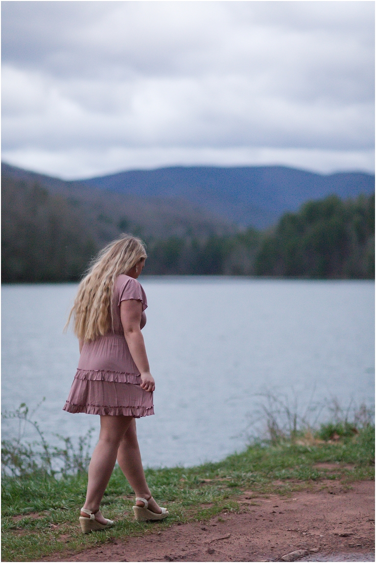 Sunset lakeside senior portraits