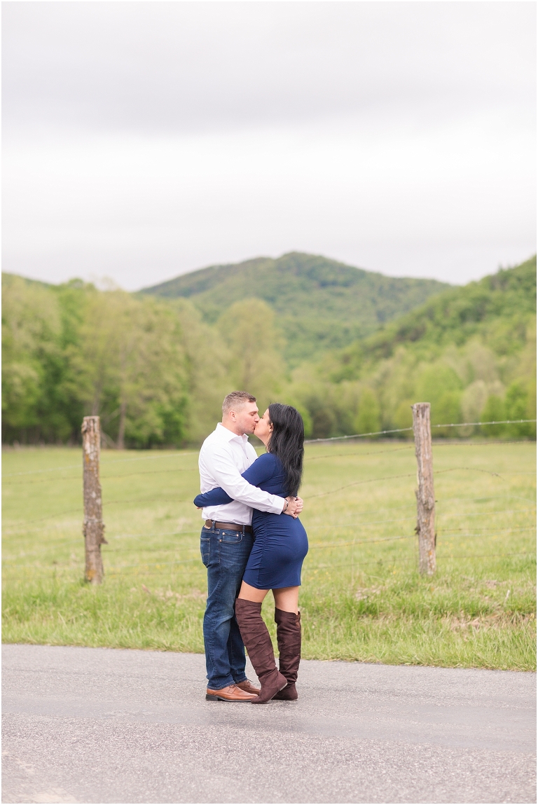 Summer Virginia riverside engagement session