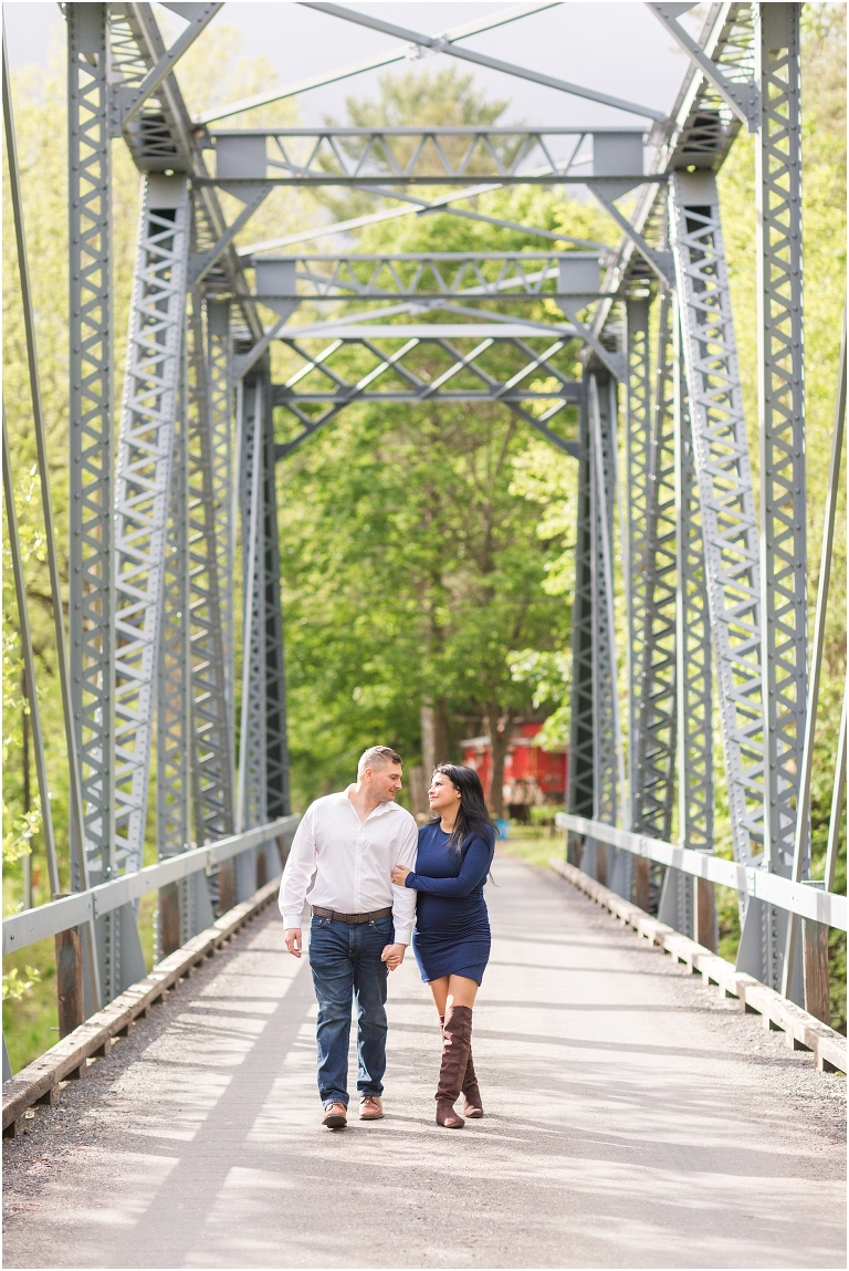 Summer Virginia riverside engagement session