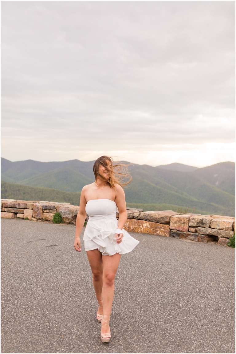Skyline Drive sunset mountain view overlook senior graduation portraits