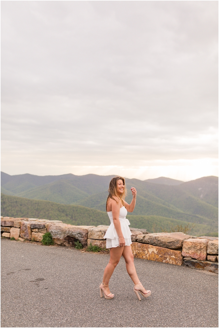 Skyline Drive sunset mountain view overlook senior graduation portraits