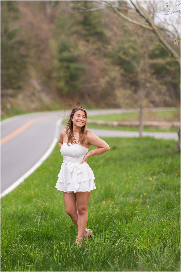 Skyline Drive sunset mountain view overlook senior graduation portraits