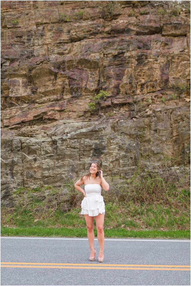 Skyline Drive sunset mountain view overlook senior graduation portraits