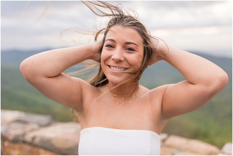 Skyline Drive sunset mountain view overlook senior graduation portraits