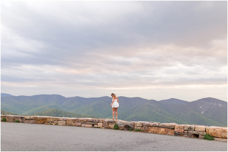 Skyline Drive sunset mountain view overlook senior graduation portraits