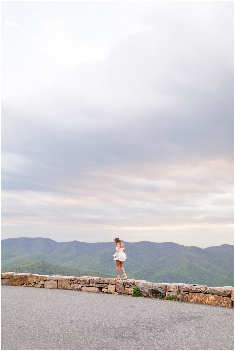 Skyline Drive sunset mountain view overlook senior graduation portraits