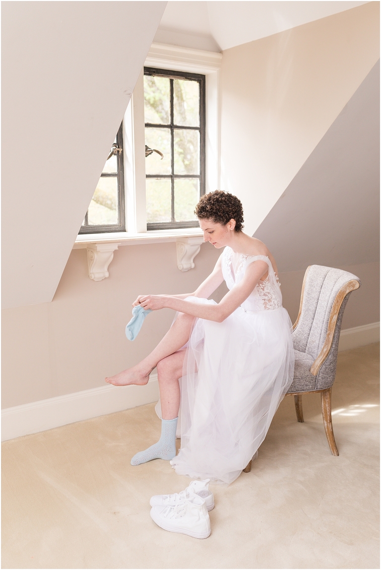 Stoneleigh Estate intimate Virginia spring wedding in the garden