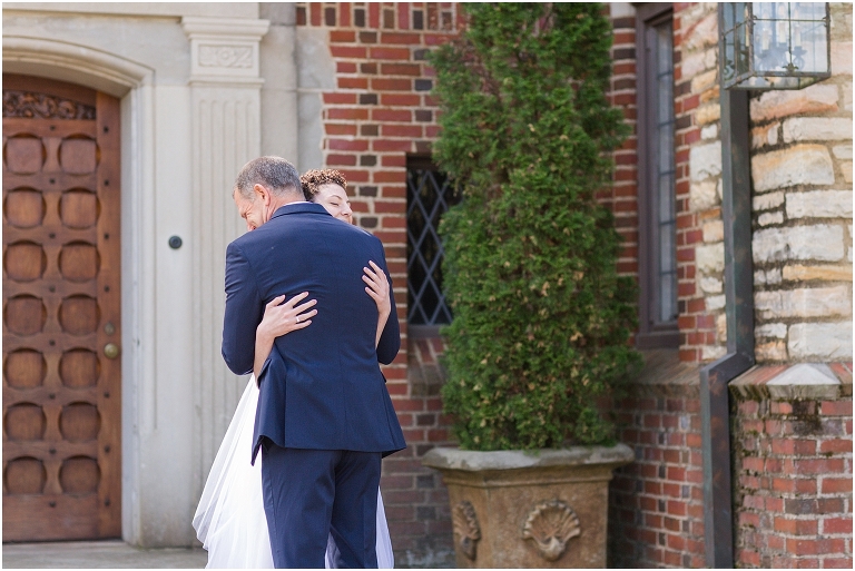 Stoneleigh Estate intimate Virginia spring wedding in the garden