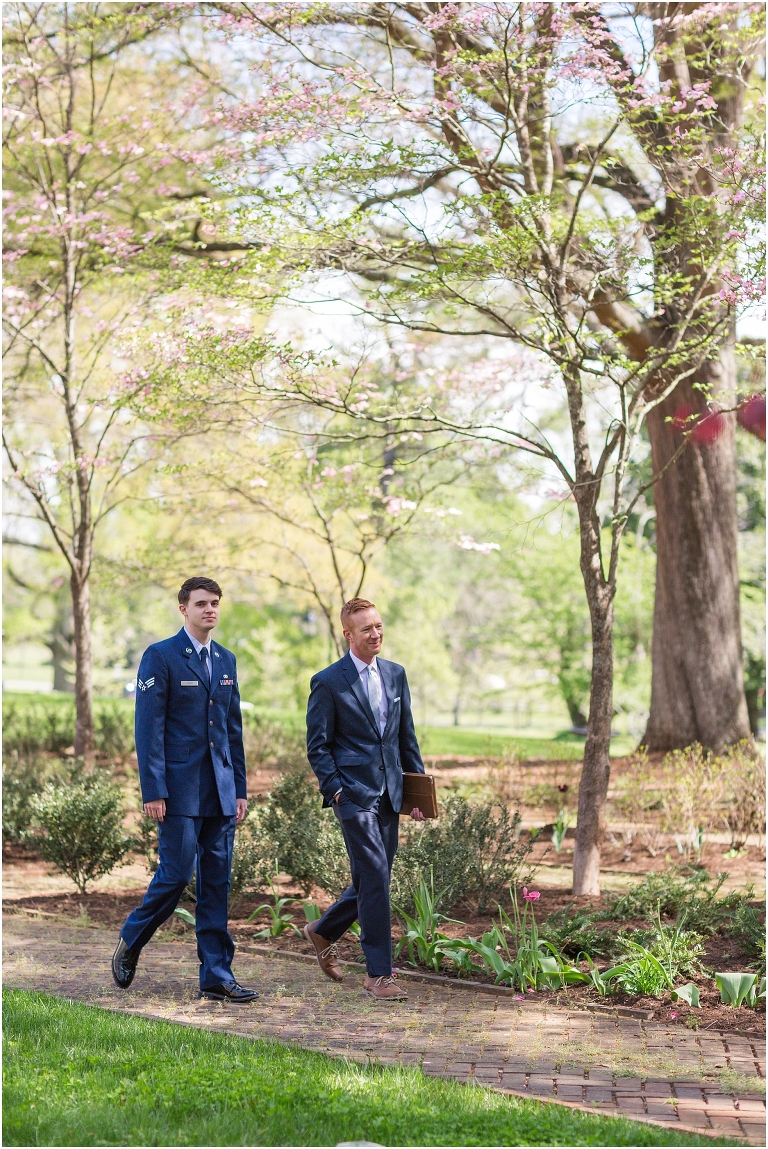 Stoneleigh Estate intimate Virginia spring wedding in the garden