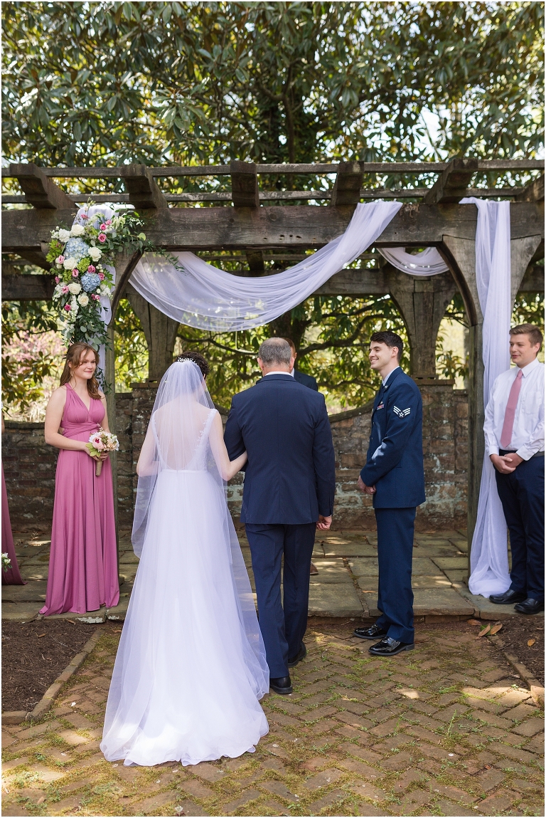 Stoneleigh Estate intimate Virginia spring wedding in the garden