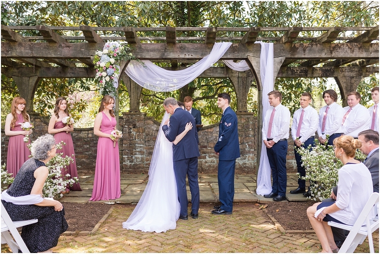 Stoneleigh Estate intimate Virginia spring wedding in the garden