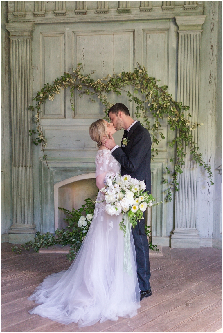 Romantic and classic garden manor wedding inspiration portraits