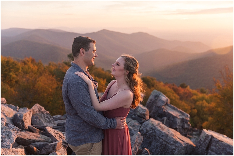 Blackrock Summit hike on Skyline Drive in Shenandoah National Park autumn fall mountain sunset engagement session with flowy maxi pink dress
