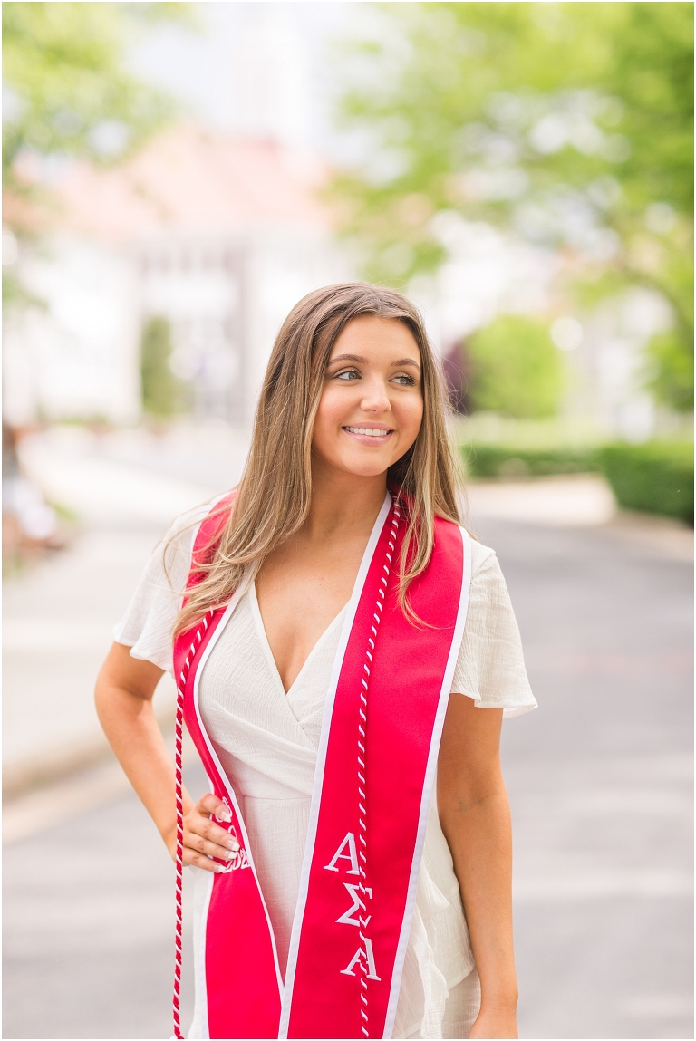 James Madison University senior graduation photos. Harrisonburg Virginia senior portrait photographer