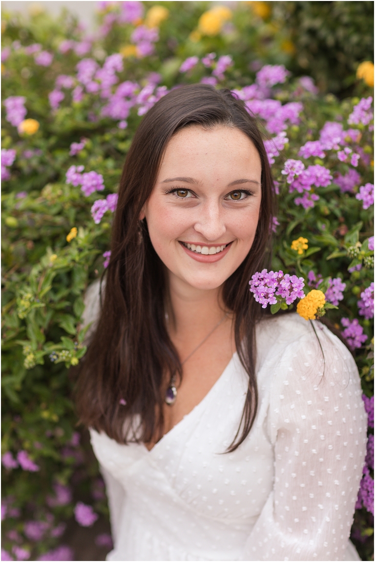 James Madison University senior graduation photos. Harrisonburg Virginia senior portrait photographer