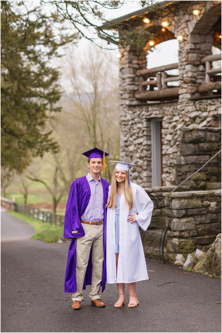 James Madison University senior graduation photos. Harrisonburg Virginia senior portrait photographer