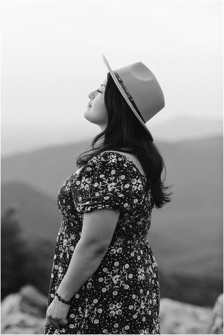 Black and white summer senior dress and hat portraits at a sunset mountain hike Blackrock Summit on Skyline Drive in Shenandoah National Park, Virginia senior graduation portrait photographer
